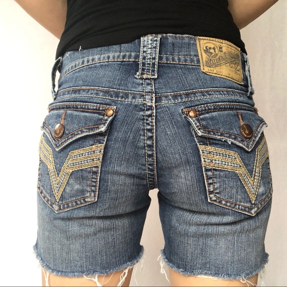 Vigoss Jeans Shorts Women’s 25 distressed - Picture 2 of 8